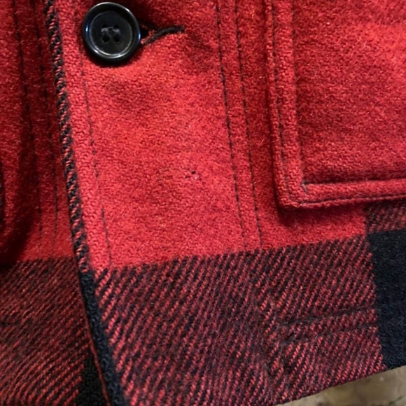 Filson Vintage Plaid Wool Mackinaw Cruiser Jacket - Large - Red and Black - Picture 2 of 7